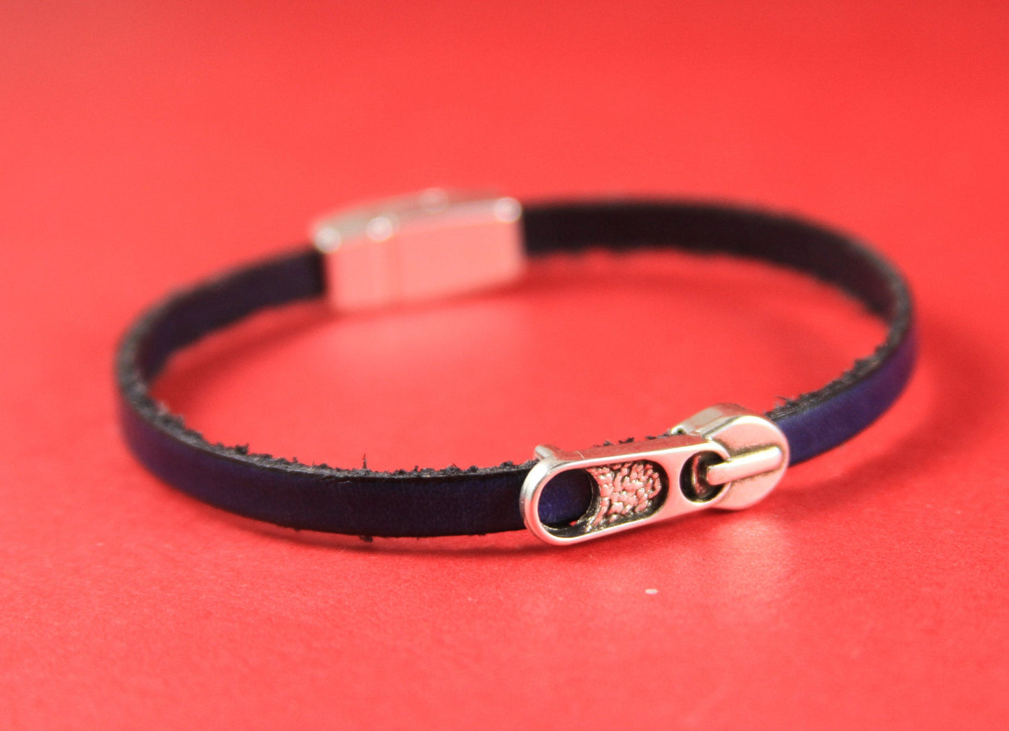 FS0065>> MADE in EUROPE 2 zamak zipper sliders for 5mm cord, flat leather cord slider, zamak zipper flat slider qty2