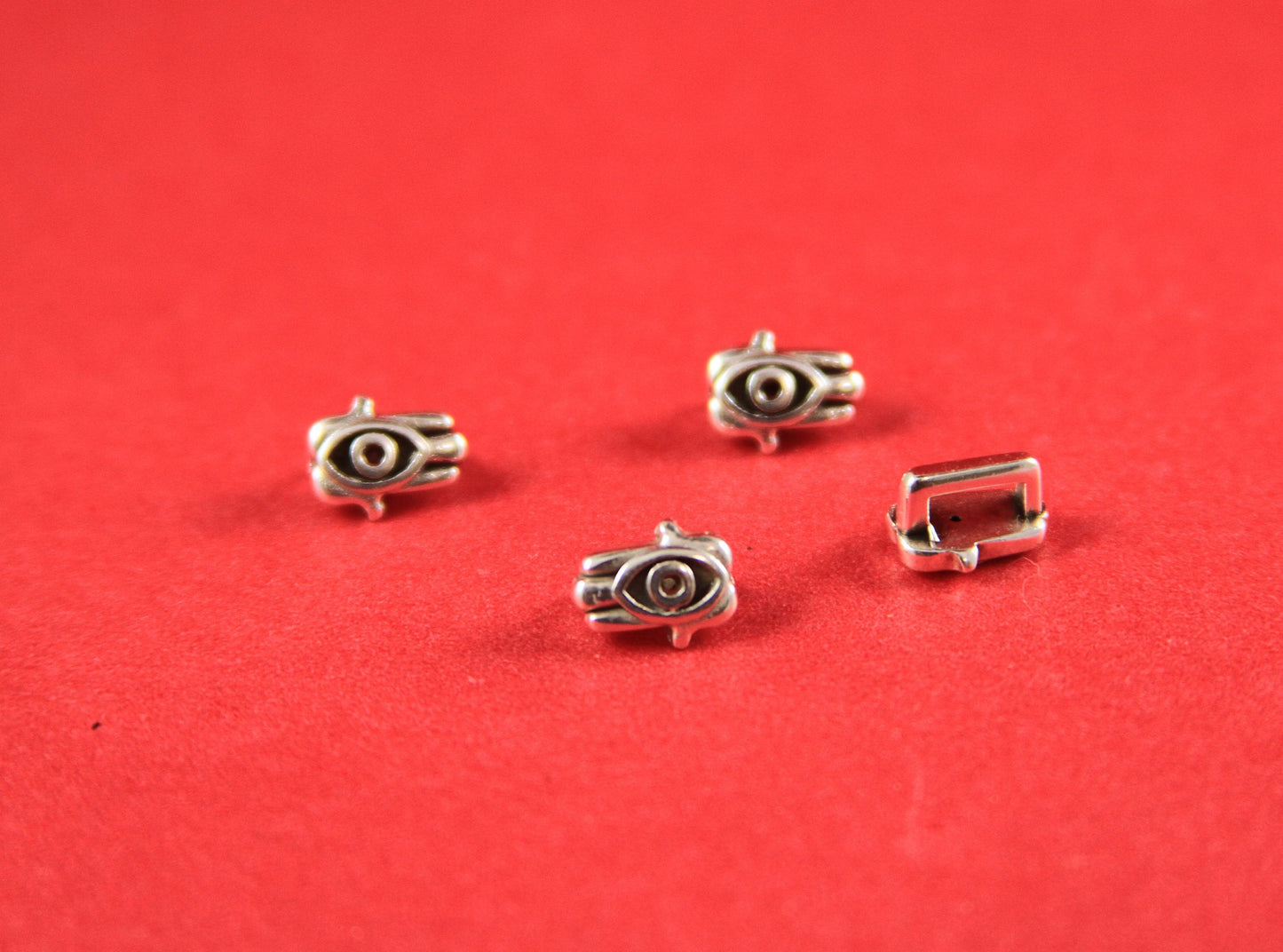 FS0069>>MADE in EUROPE 4 zamak Hamsa hand tiny sliders for 5mm cord, flat 5mm cord slider, zamak Hamsa hand sliders qty4