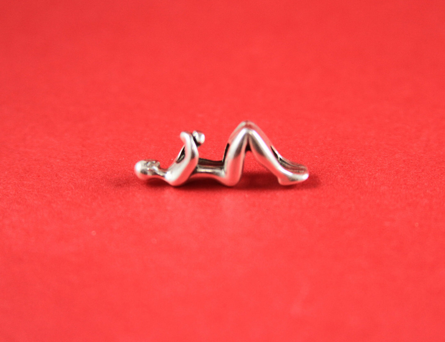 RS0064>> MADE in EUROPE 2 zamak hugging figure sliders, 3mm round cord sliders, round cord climbing figure sliders, Qty2