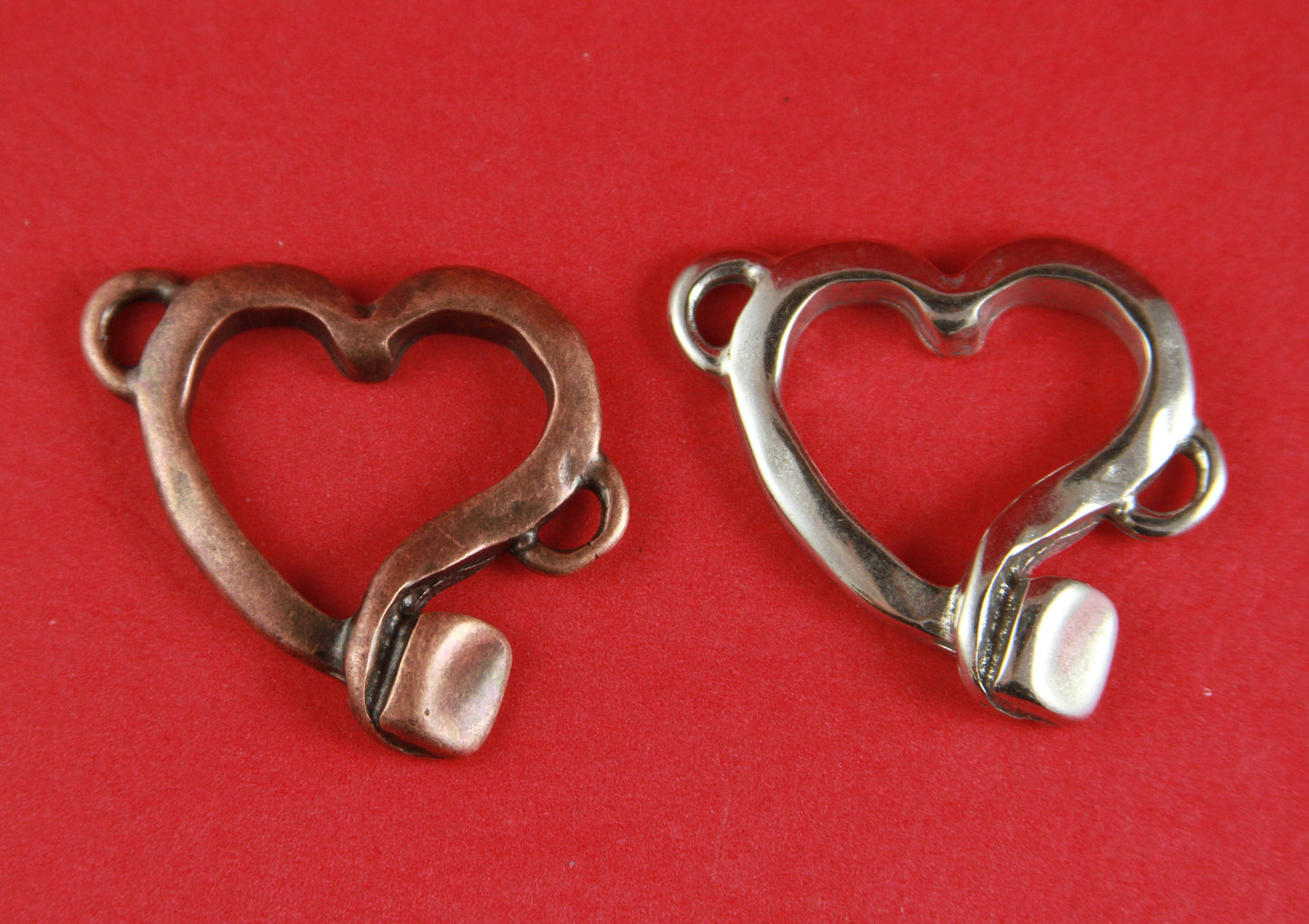 C0083>>MADE in EUROPE zamak heart connector, copper heart connector, bracelet zamak connector, large heart connector Qty1
