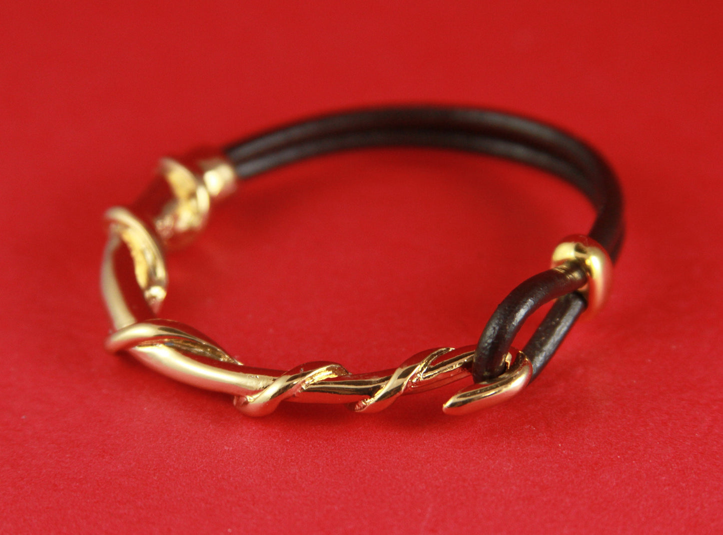 B0029>>MADE IN EUROPE  zamak half bracelet with strand separator, bracelet hook clasp qty 1set