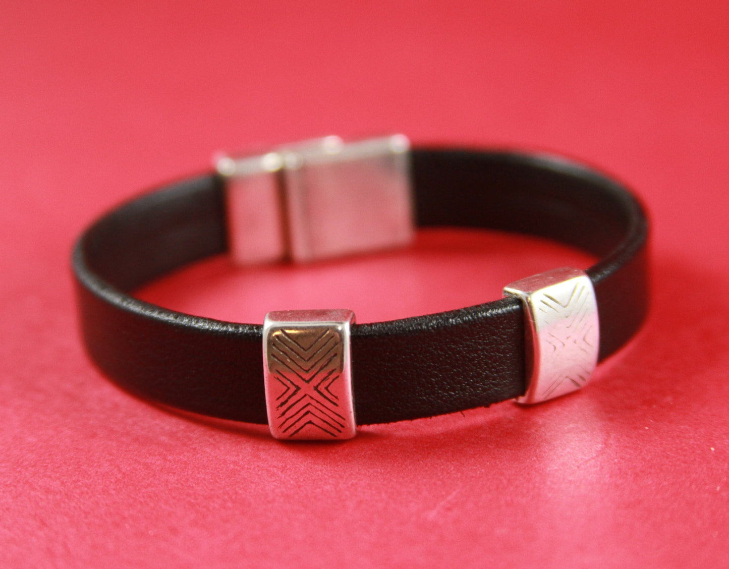 FS0239>>MADE in EUROPE 4 zamak sliders, 10mm flat cord slider, 10mm leather cord slider, zamak sliders  Qty4