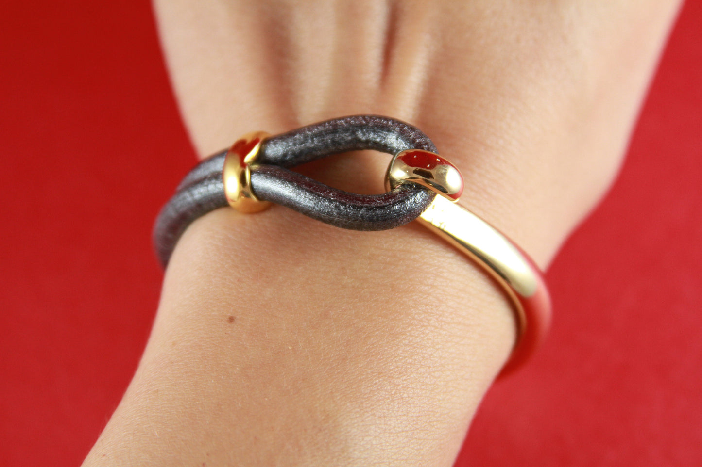 B0033>>MADE in EUROPE gold zamak half bracelet with separator finding , set of shiny gold half bracelet and strand separator, qty1