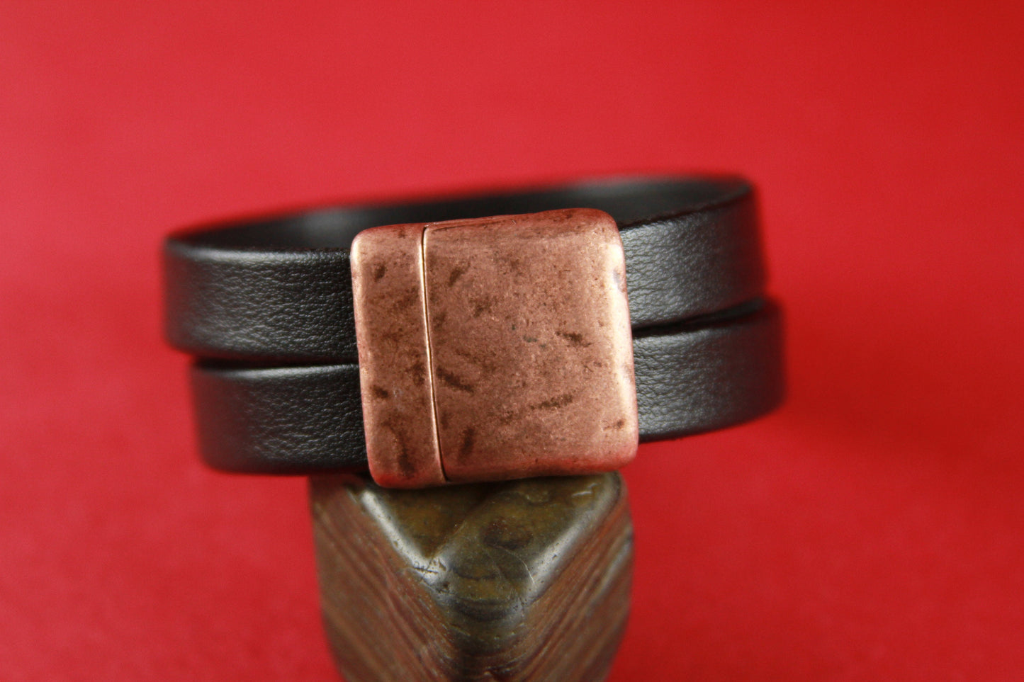 FC0185>>MADE in EUROPE zamak clasp, 20mm flat cord clasp, hammered clasp, 20mm hammered zamak clasp  Qty1