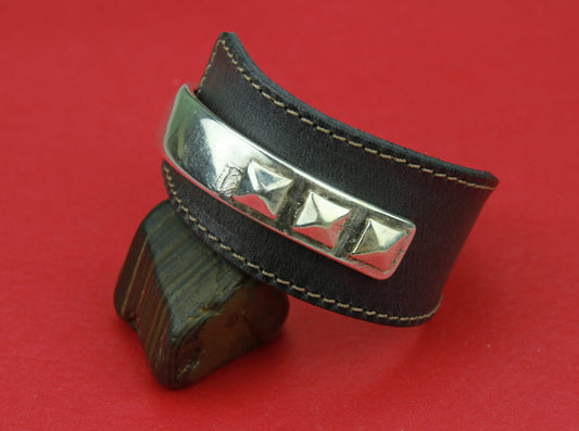 B0023>> MADE in EUROPE zamak half bracelet ,  flat cord half bracelet, silver half bracelet , (94762/10) qty1