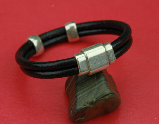 RC0124>>MADE IN EUROPE zamak 10mm x 5mm clasp, 10x5mm clasp, double strand 5mm cord clasp  Qty 1
