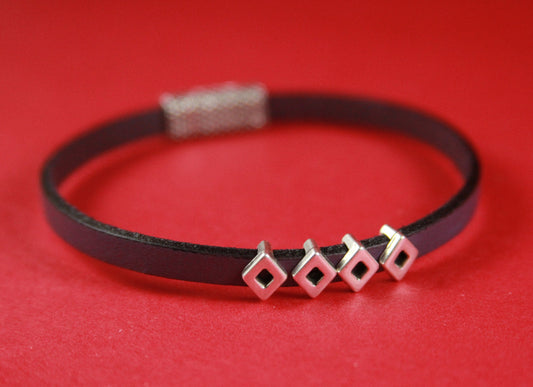 FS0259>>MADE IN EUROPE 4 zamak rhombus sliders, flat 3mm cord sliders, 3mm flat cord sliders, silver rhombus sliders Qty4