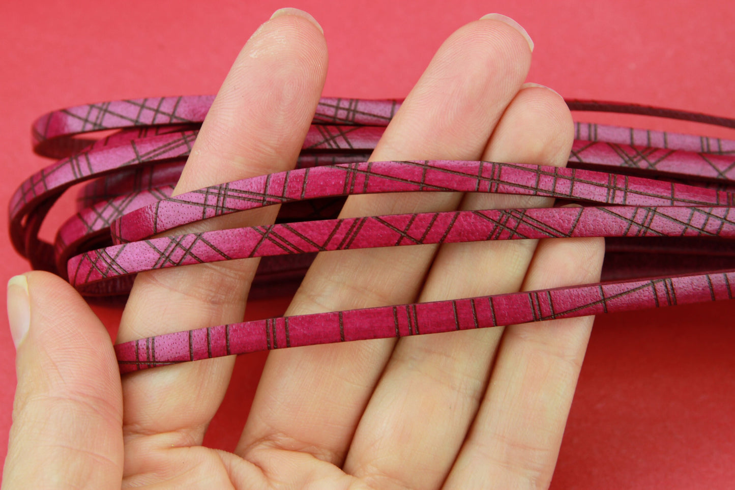 MADE in EUROPE 24'' geometric pattern  leather cord, 5mm flat fuxia  leather cord, 5mm flat leather cord (SEF5FGEOM)