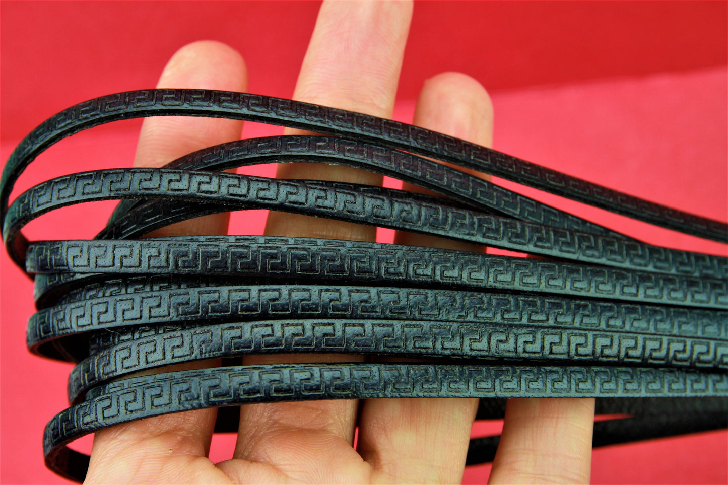MADE in EUROPE 24'' flat 5mm engraved leather cord, 5mm flat greek key engraved leather cord, 5mm embossed leather cord (SEF5GEMB)