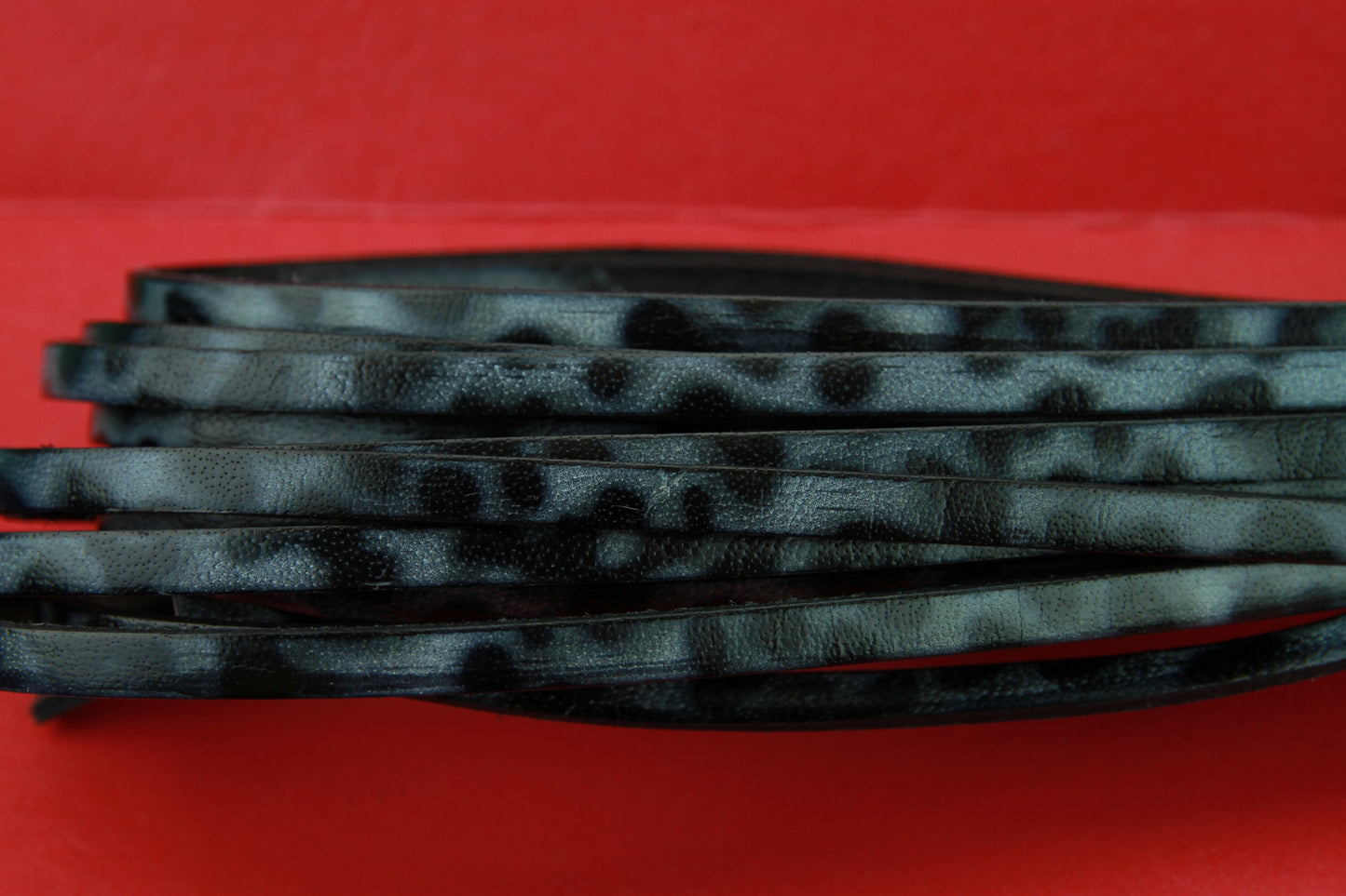 MADE in EUROPE 24'' leopard  leather cord, 5mm flat black and gray leather cord, 5mm flat leather cord (SEF5FLEO)