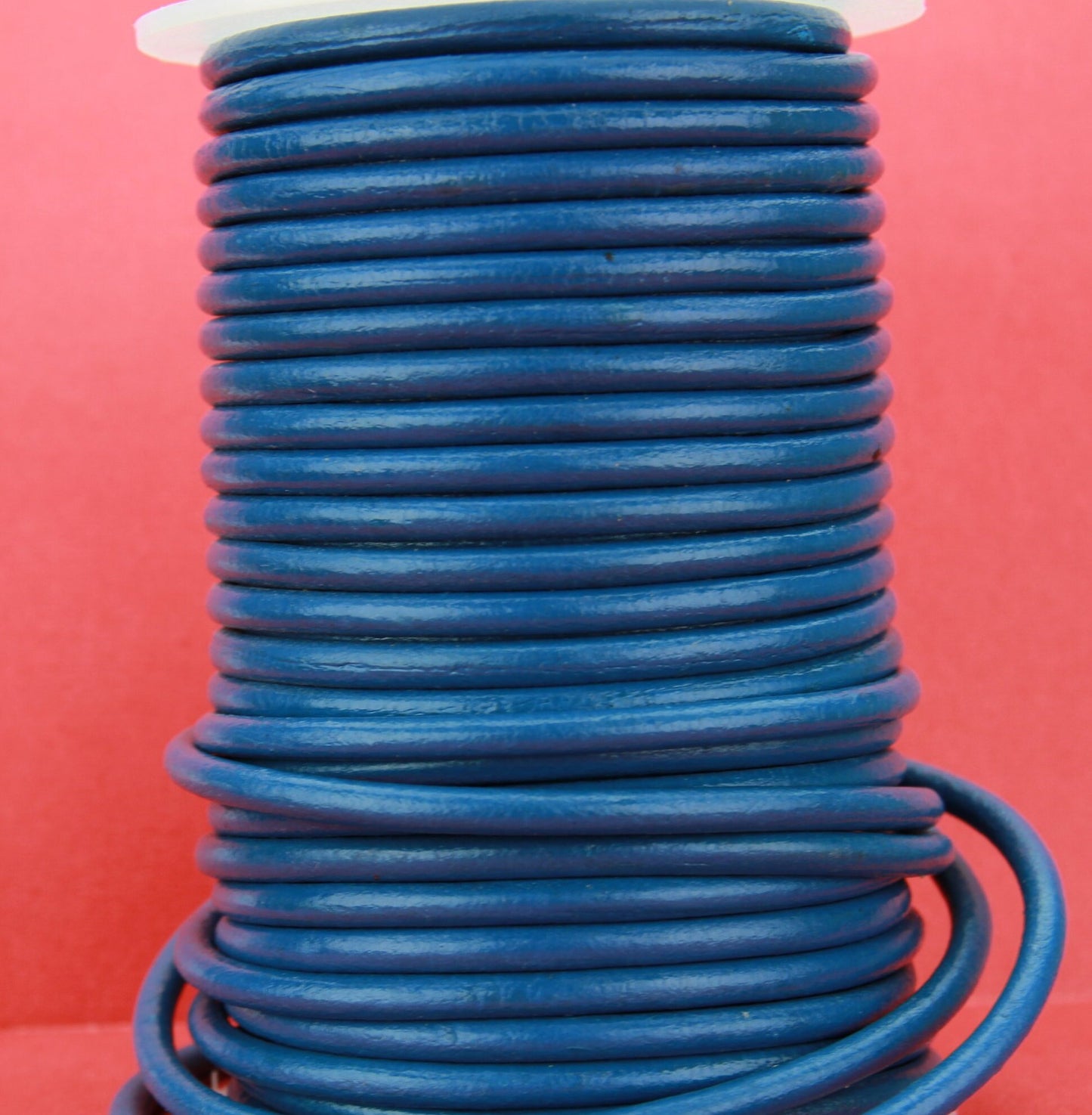 MADE IN EUROPE 1 yard round blue leather cord,  light blue 4mm leather cord (SER4BL)