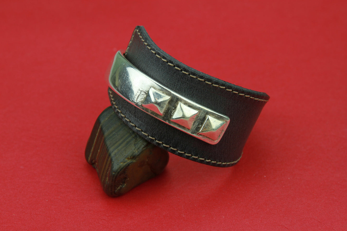 MADE in EUROPE pre-cut flat leather strap, bracelet stitched strap (59/00)