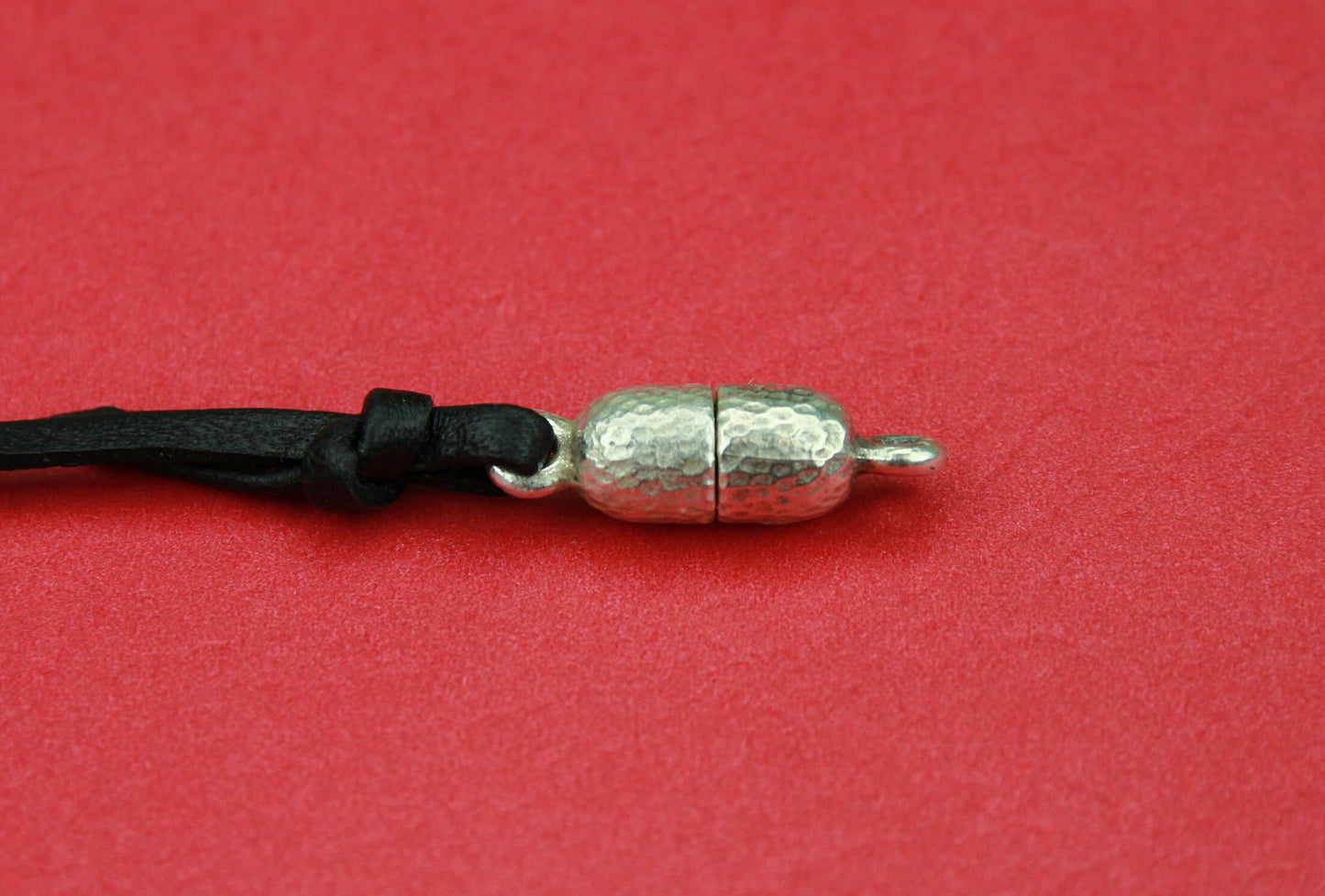 RC0022>>MADE in EUROPE round cord clasp, 2mm round cord clasp, clasp for chain, Qty1