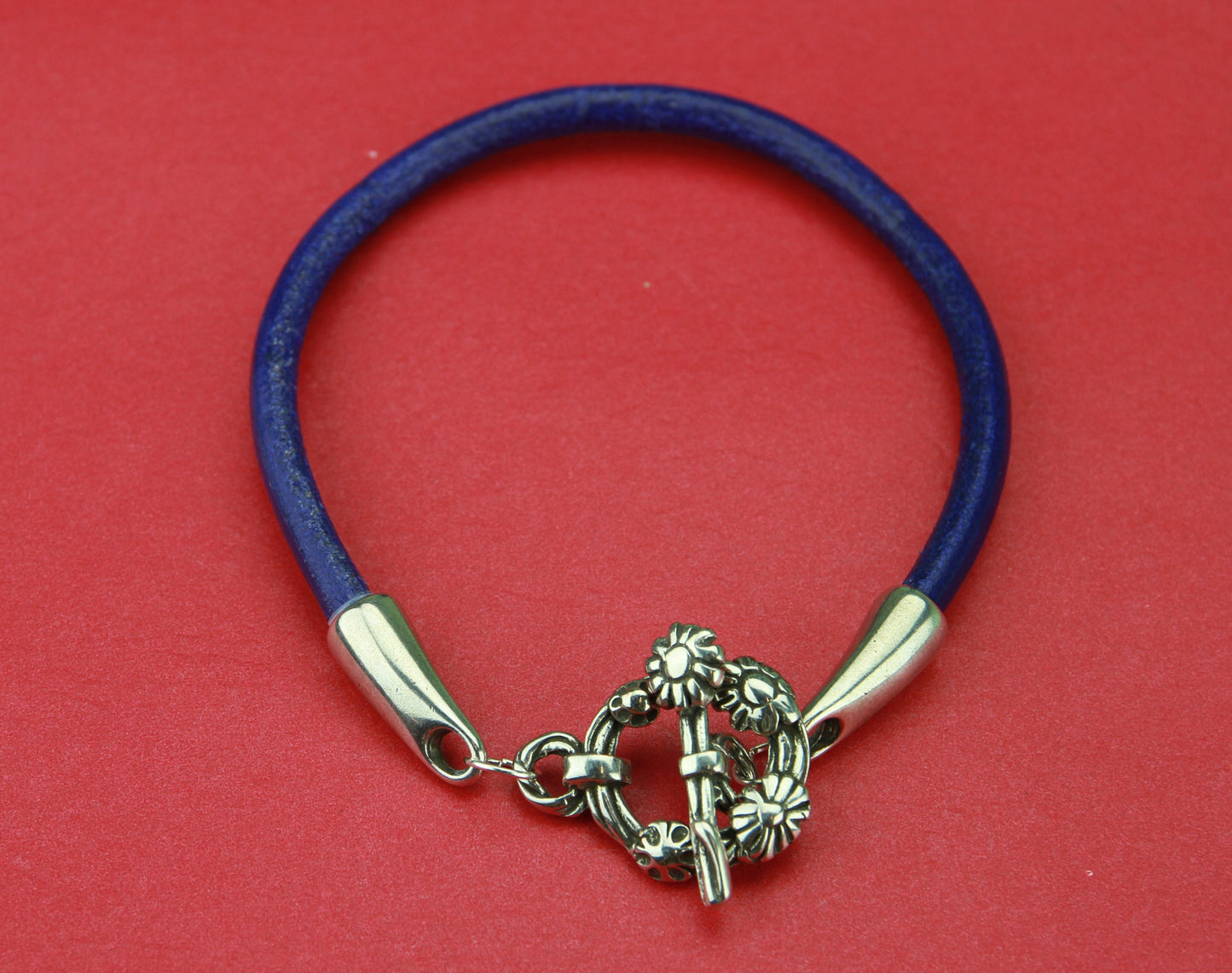 RC0025>>MADE in EUROPE zamak toggle clasp with 5mm round cord ends, 5mm cord clasp, bracelet zamak floral toggle clasp(7311) Qty1set
