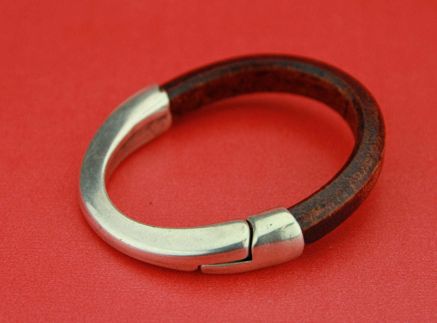 B0015>>MADE IN EUROPE zamak half bracelet, half cuff, magnetic half bracelet (6930) Qty1