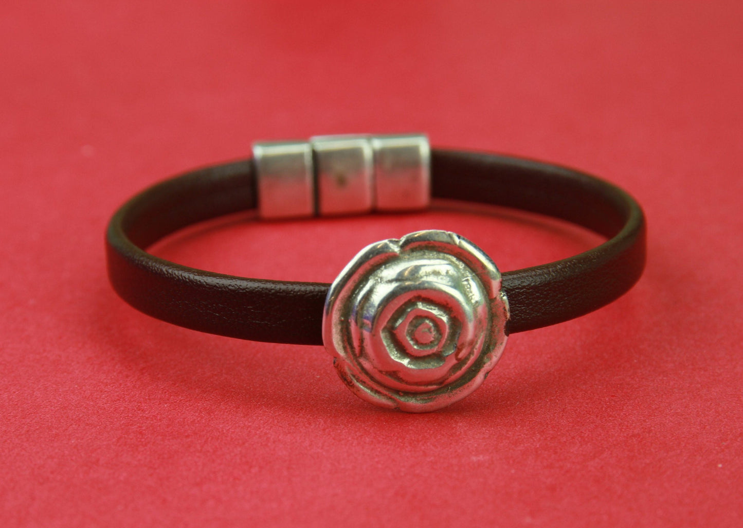 FS0133>>MADE IN EUROPE 2 zamak flower sliders 6mm flat cord, 6mm flat cord rose slider, rose slider for 6mm flat cord Qty2