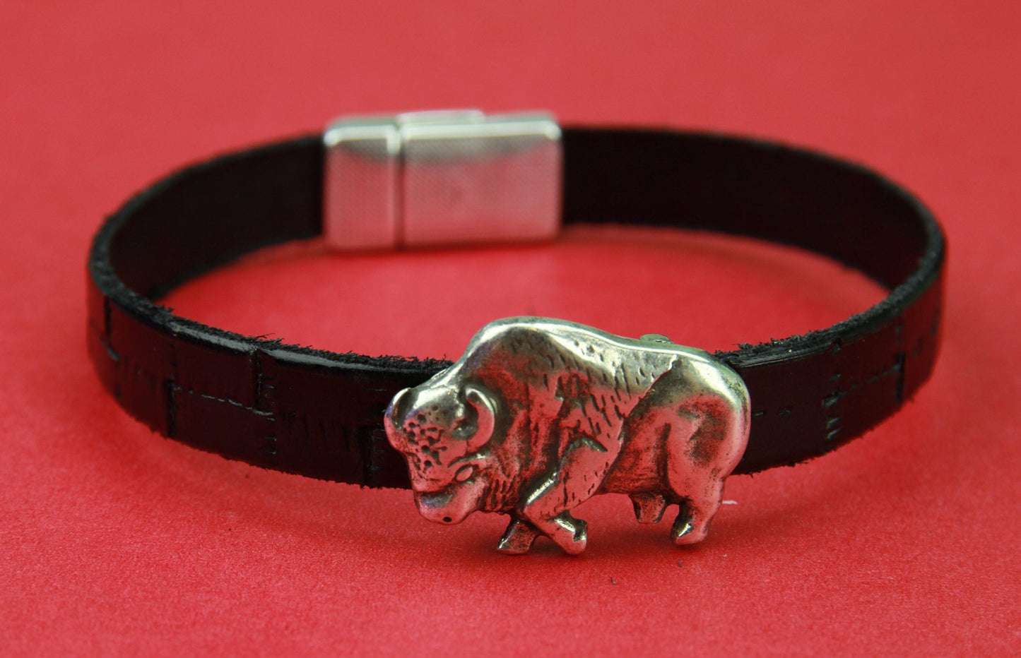 FS0123>> MADE in EUROPE zamak bizon slider, 10mm flat cord buffalo slider, 10mm leather cord sliders  Qty1