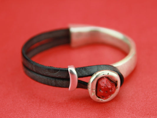 B0039>>MADE in EUROPE zamak button half bracelet +loop maker slider, zamak half bracelet for 5mm flat cord, Qty1