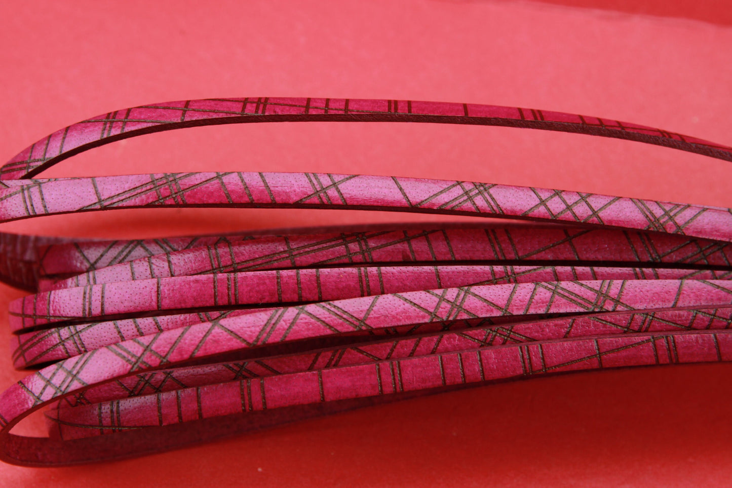 MADE in EUROPE 24'' geometric pattern  leather cord, 5mm flat fuxia  leather cord, 5mm flat leather cord (SEF5FGEOM)