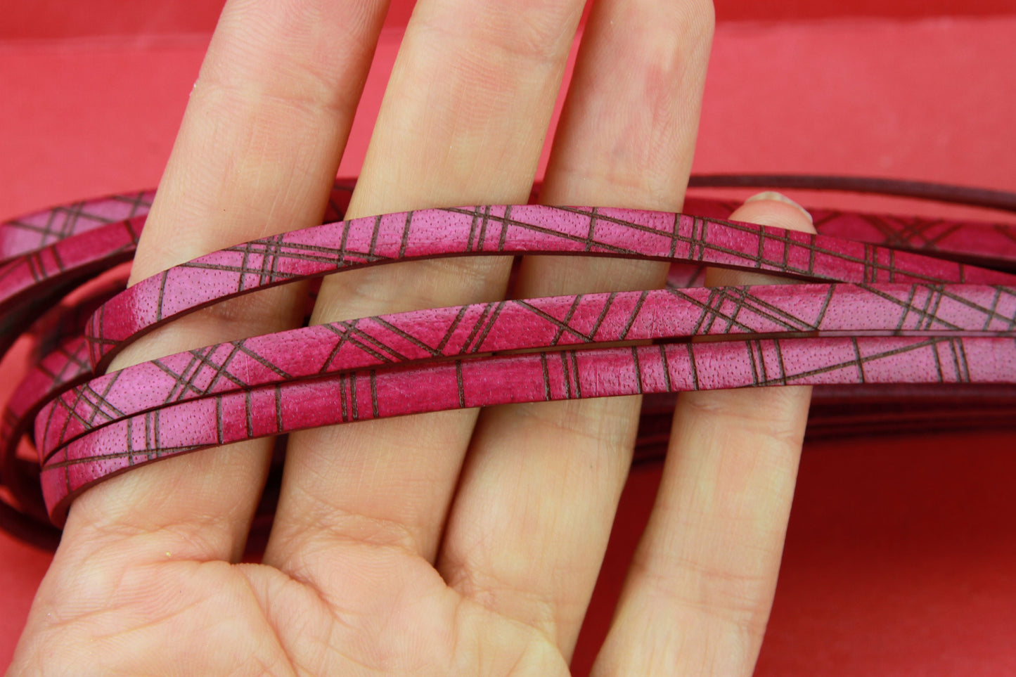 MADE in EUROPE 24'' geometric pattern  leather cord, 5mm flat fuxia  leather cord, 5mm flat leather cord (SEF5FGEOM)