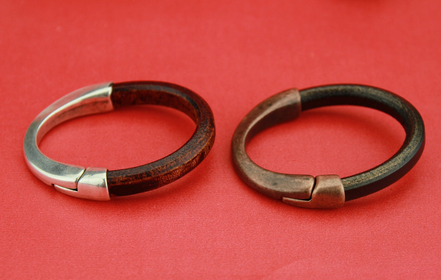 B0015>>MADE IN EUROPE zamak half bracelet, half cuff, magnetic half bracelet (6930) Qty1