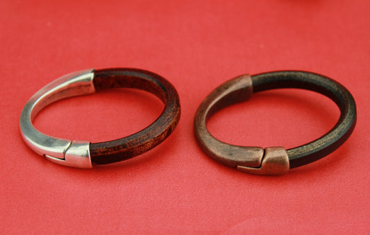 B0015>>MADE IN EUROPE zamak half bracelet, half cuff, magnetic half bracelet (6930) Qty1