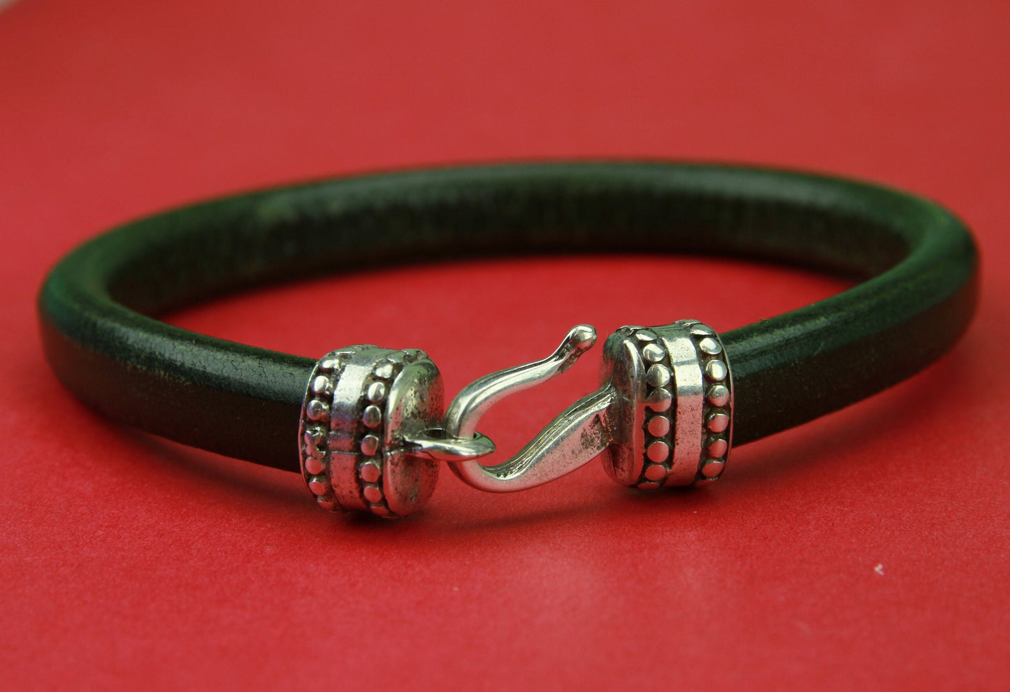 LC0006>>MADE in EUROPE zamak hook clasp, licorice cord hook clasp, licorice cord hook clasp (6767) qty1