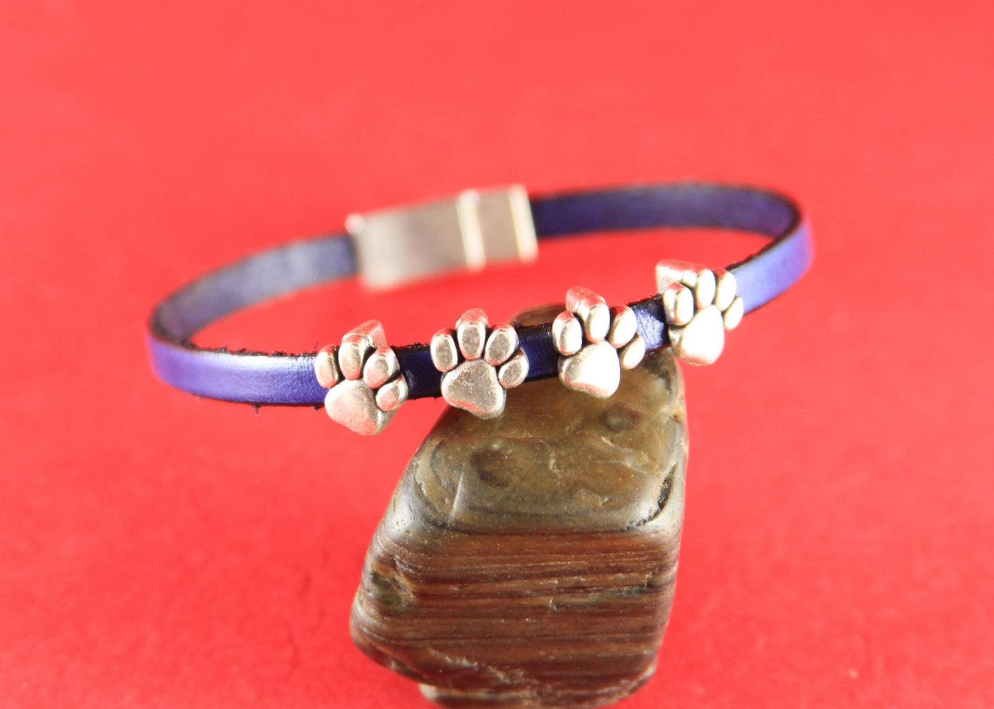 FS0026>>MADE in EUROPE 4 zamak paw print sliders for 5mm flat cord, flat 5mm cord slider, zamak paw sliders qty4