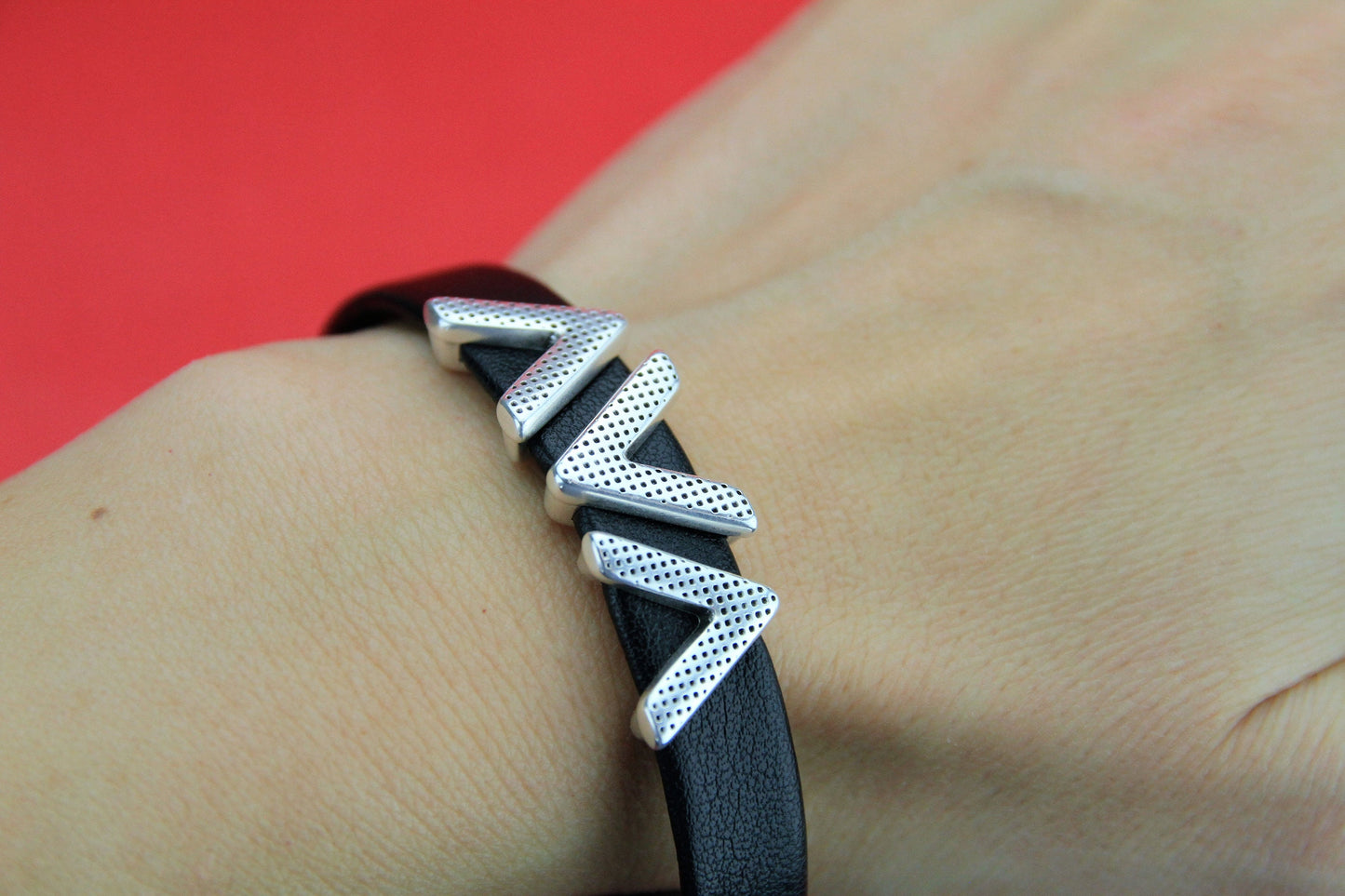 FS0027>> MADE IN EUROPE 2 zamak triangle sliders, flat cord slider, 10mm flat cord sliders, silver triangle sliders Qty2