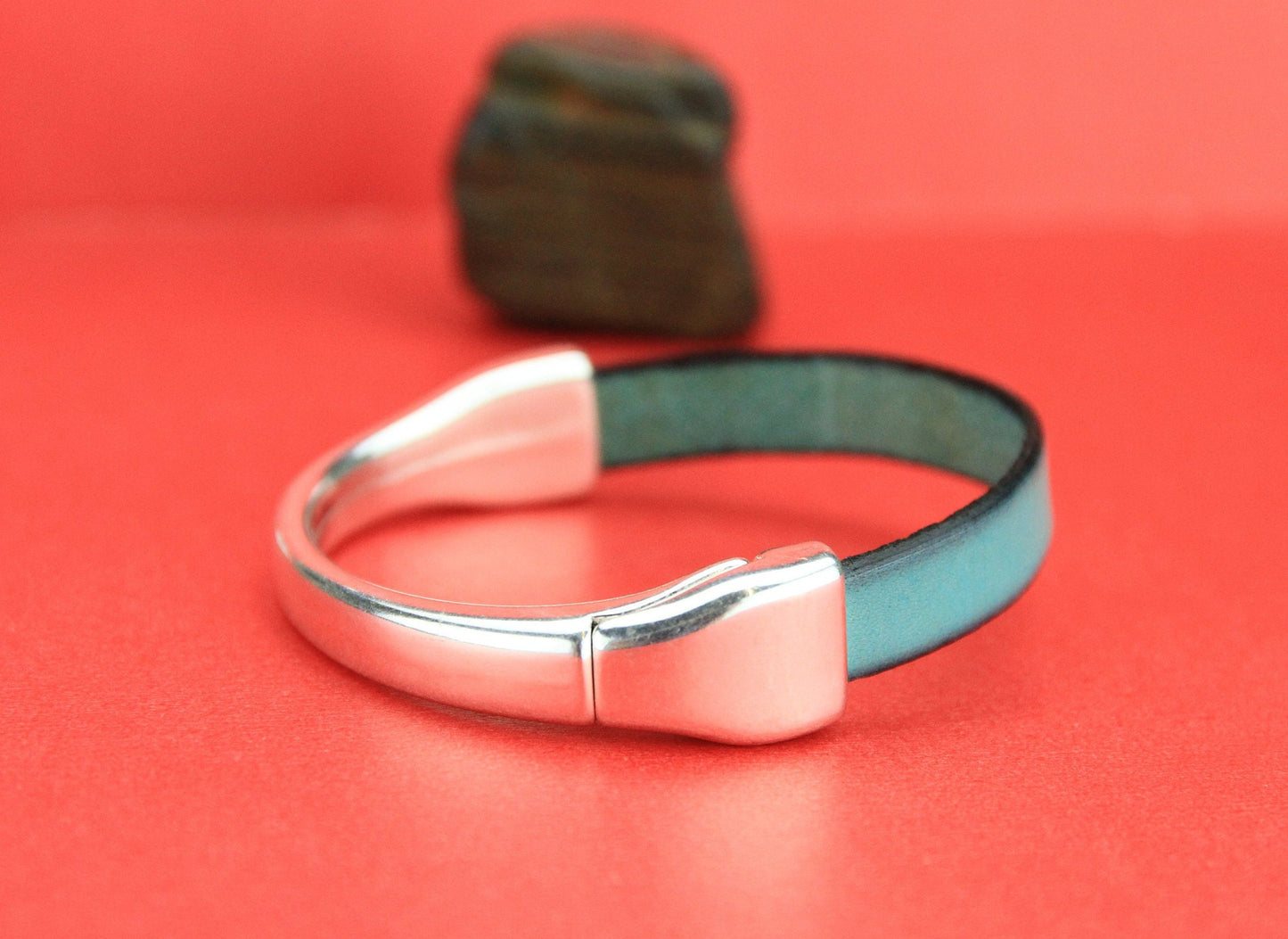 B0070>>MADE IN EUROPE zamak half bracelet, 10mm cord half cuff, silver half bracelet, copper half bracelet Qty1