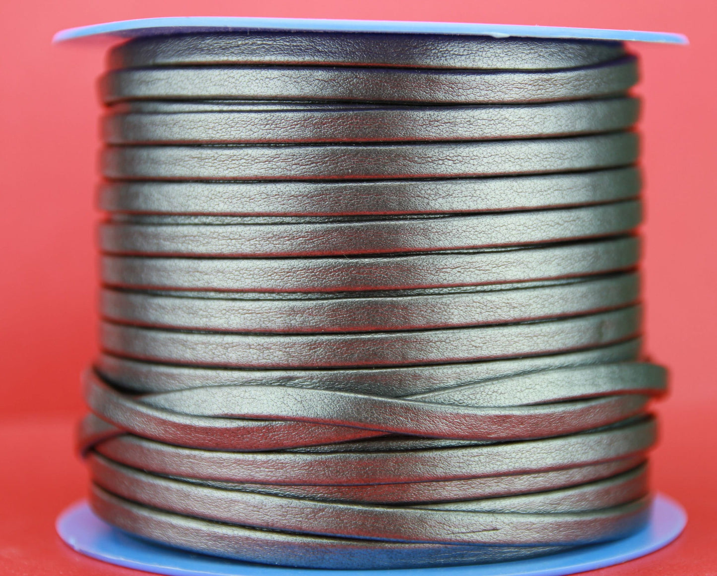 MADE in EUROPE 1 yard of 5mm flat leather cord, folded steel 5mm leather cord, old silver 5mm leather cord (TD5PLOMO)