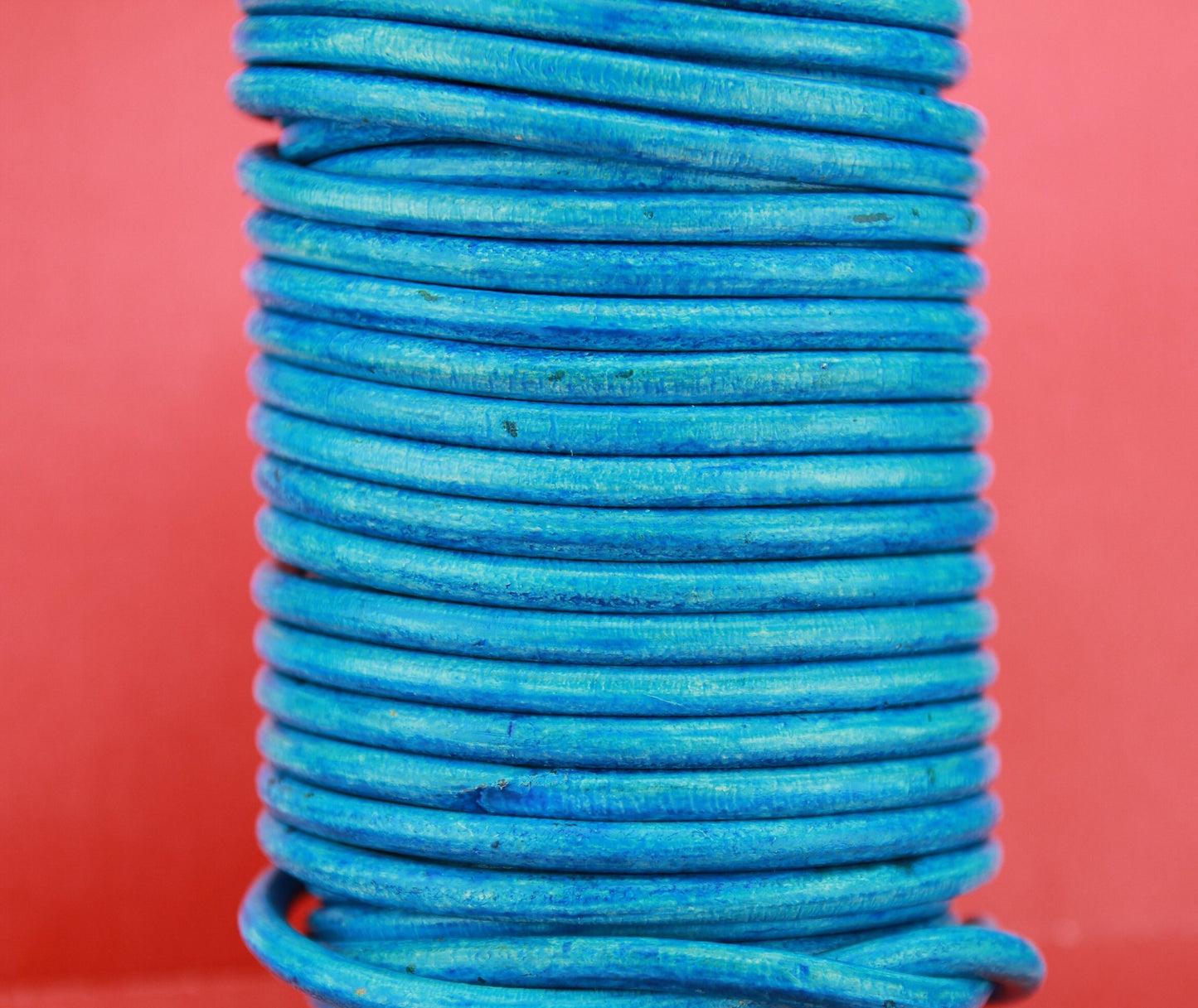 MADE in EUROPE 24" round turquoise leather cord, genuine leather cord, distressed turquoise round leather cord (5MS321)