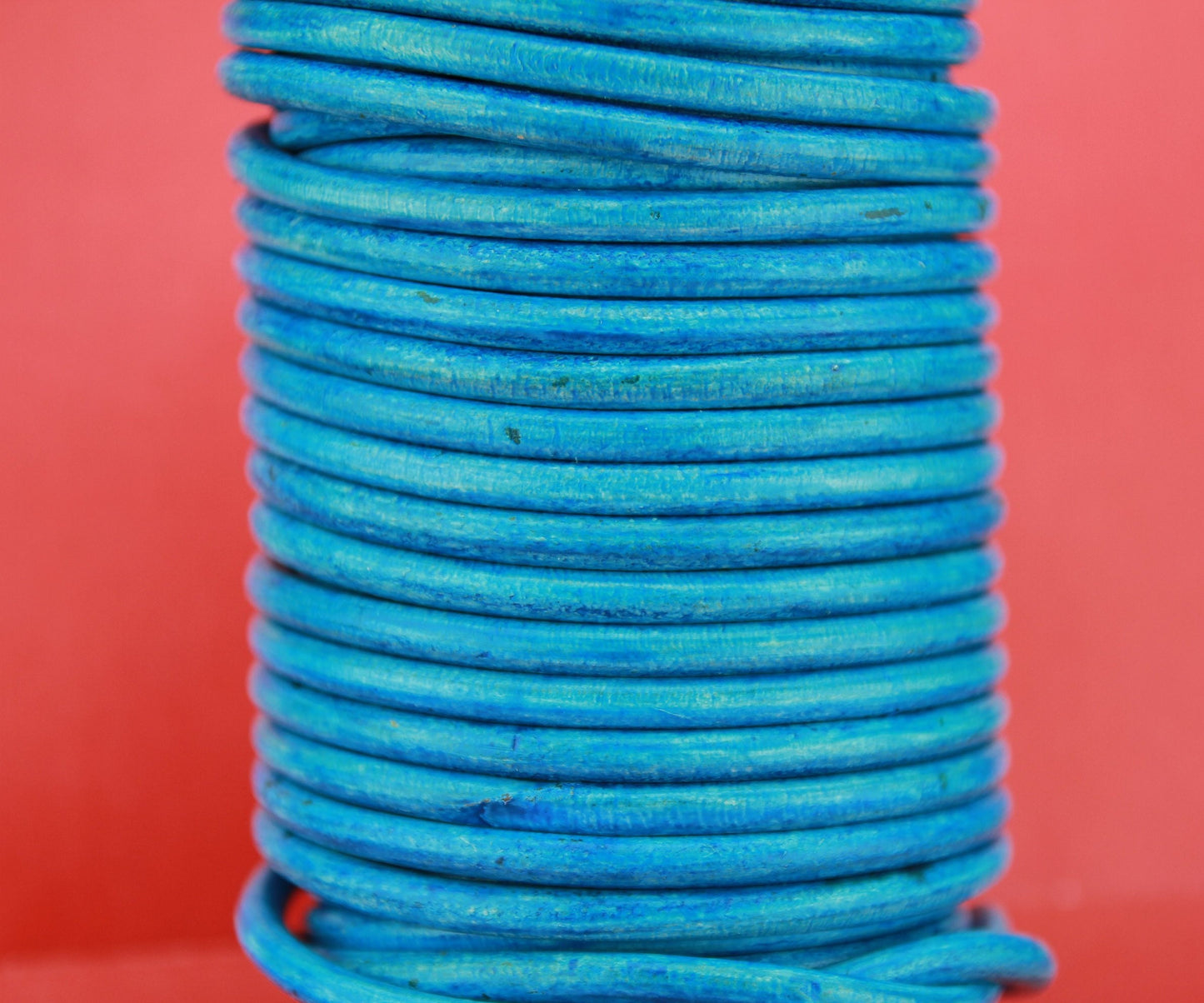 MADE in EUROPE 24" round turquoise leather cord, genuine leather cord, distressed turquoise round leather cord (5MS321)