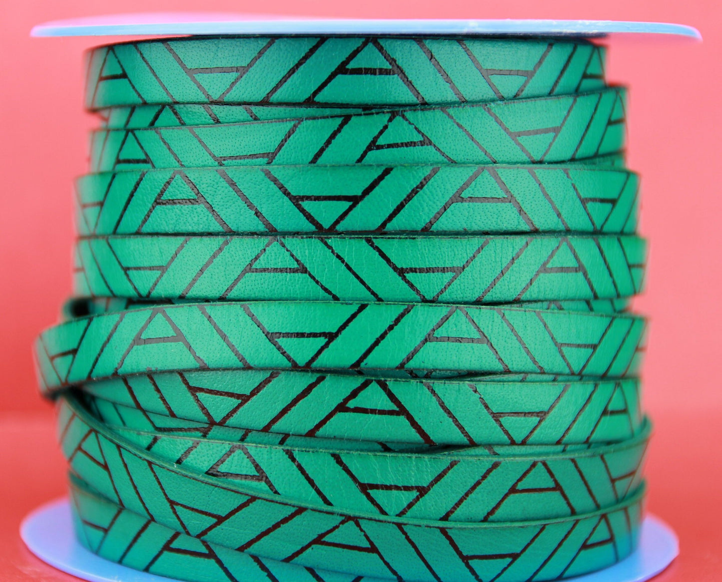 MADE in EUROPE 24'' geometric pattern flat leather cord, 10mm flat leather cord, 10mm geometric printed leather cord (vm10mulgeom)