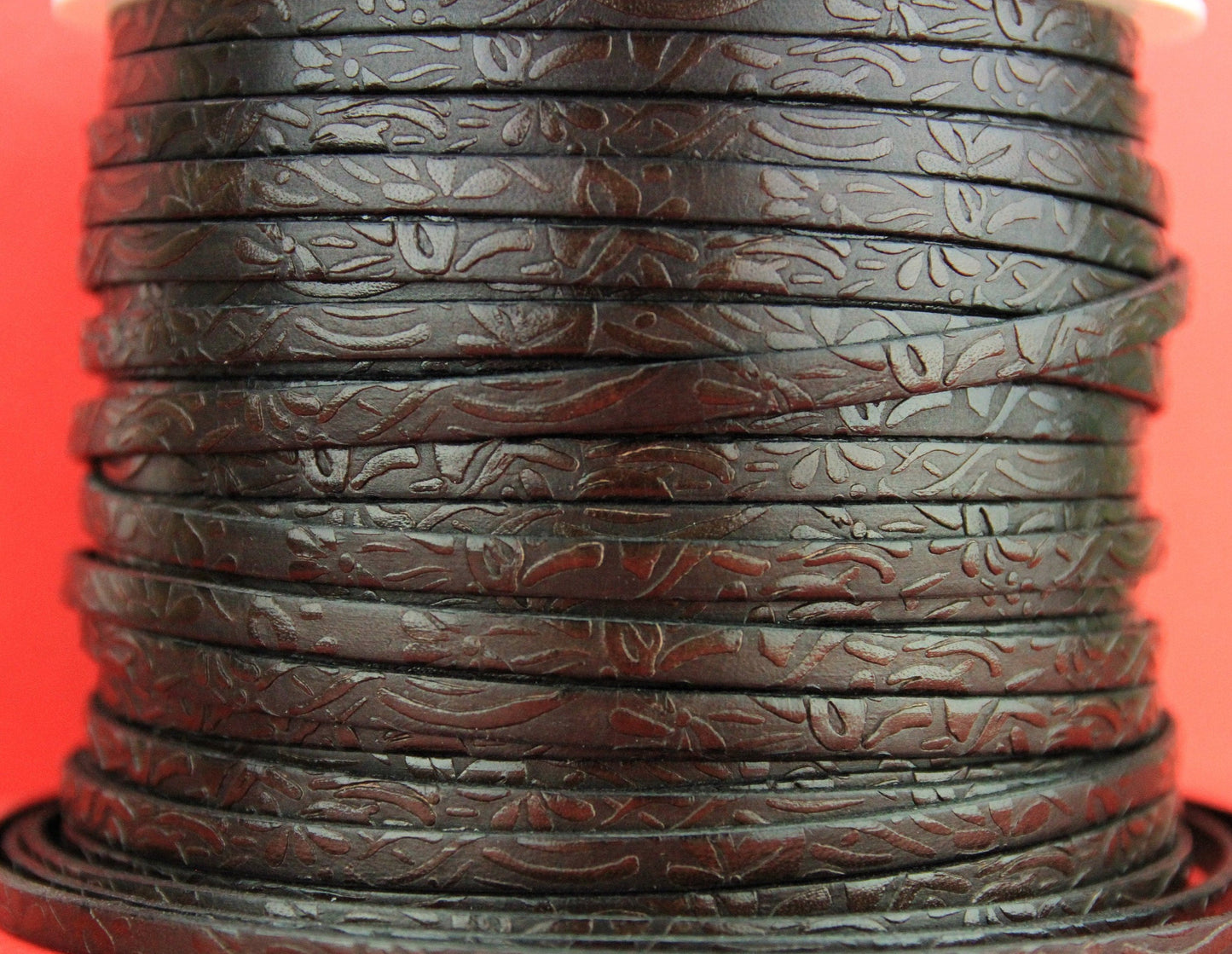 MADE in EUROPE 24'' flat 5mm engraved leather cord, 5mm flat leather cord, 5mm floral embossed leather cord (509/05/37)