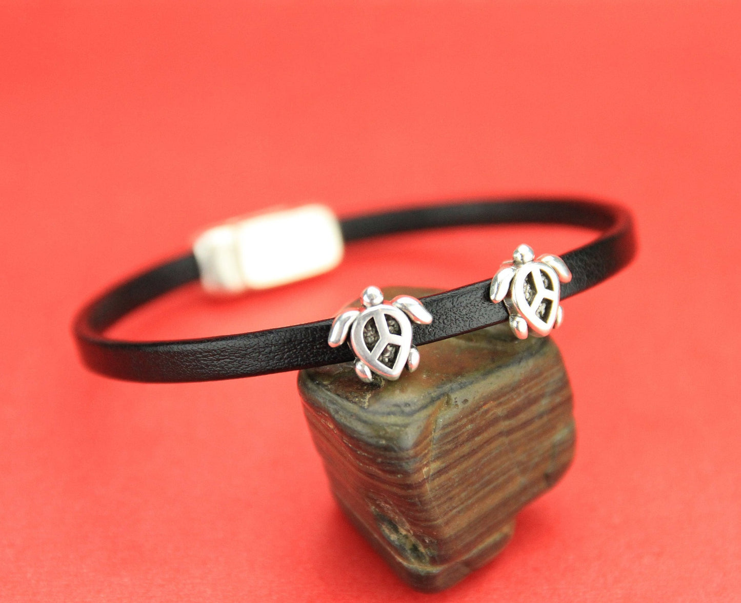 FS0127>>MADE in EUROPE 4 tiny turtle sliders, 5mm flat cord slider, flat cord zamak turtle slider (NG3578) Qty4