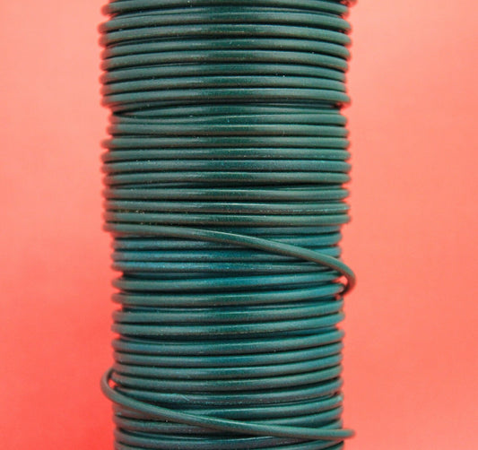MADE in EUROPE 2 yards of 3mm emerald green leather cord, 3mm round leather cord, genuine leather cord