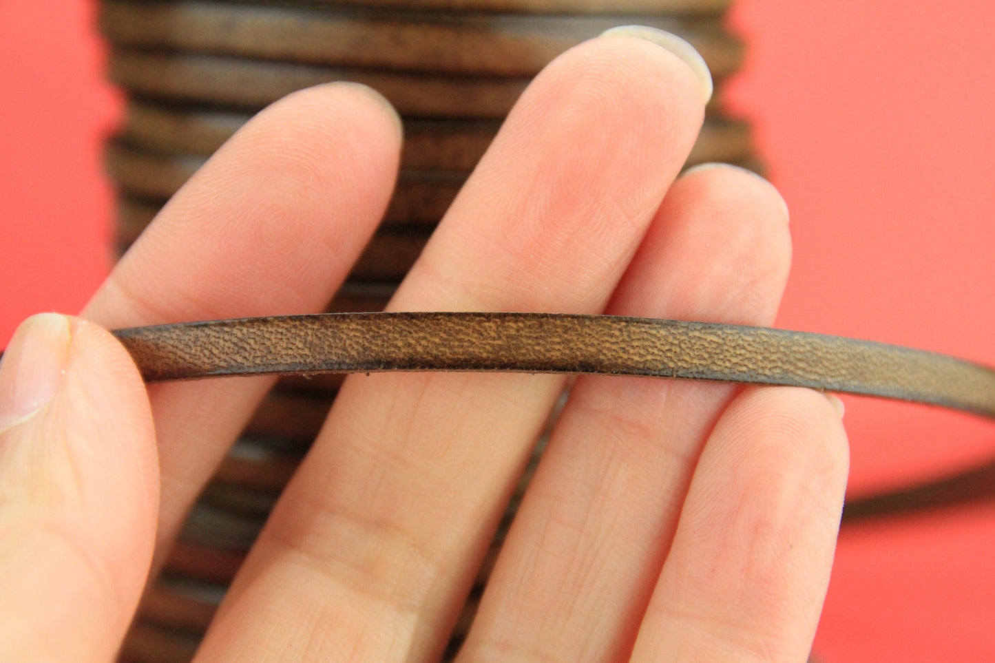 MADE in EUROPE 1 yard of leather cord, 5mm leather cord, flat leather cord, 5mm taupe leather cord (MARF5TAU)