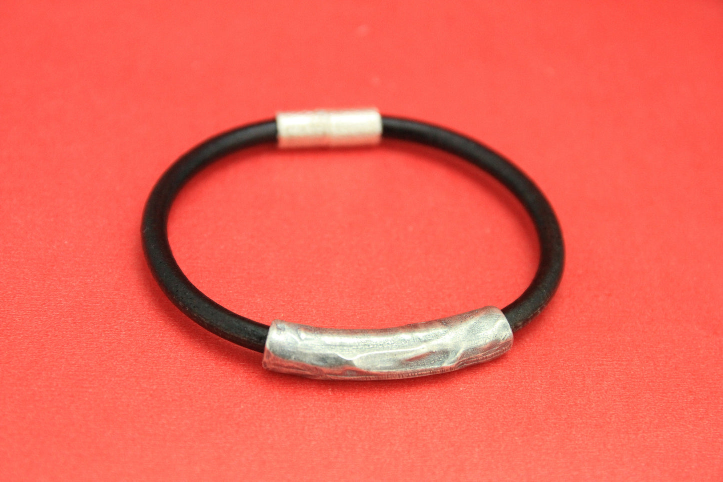 RS0002>>MADE IN EUROPE zamak hammered slider, zamak 4mm tube, 4mm leather tube slider (F3856S)Qty1