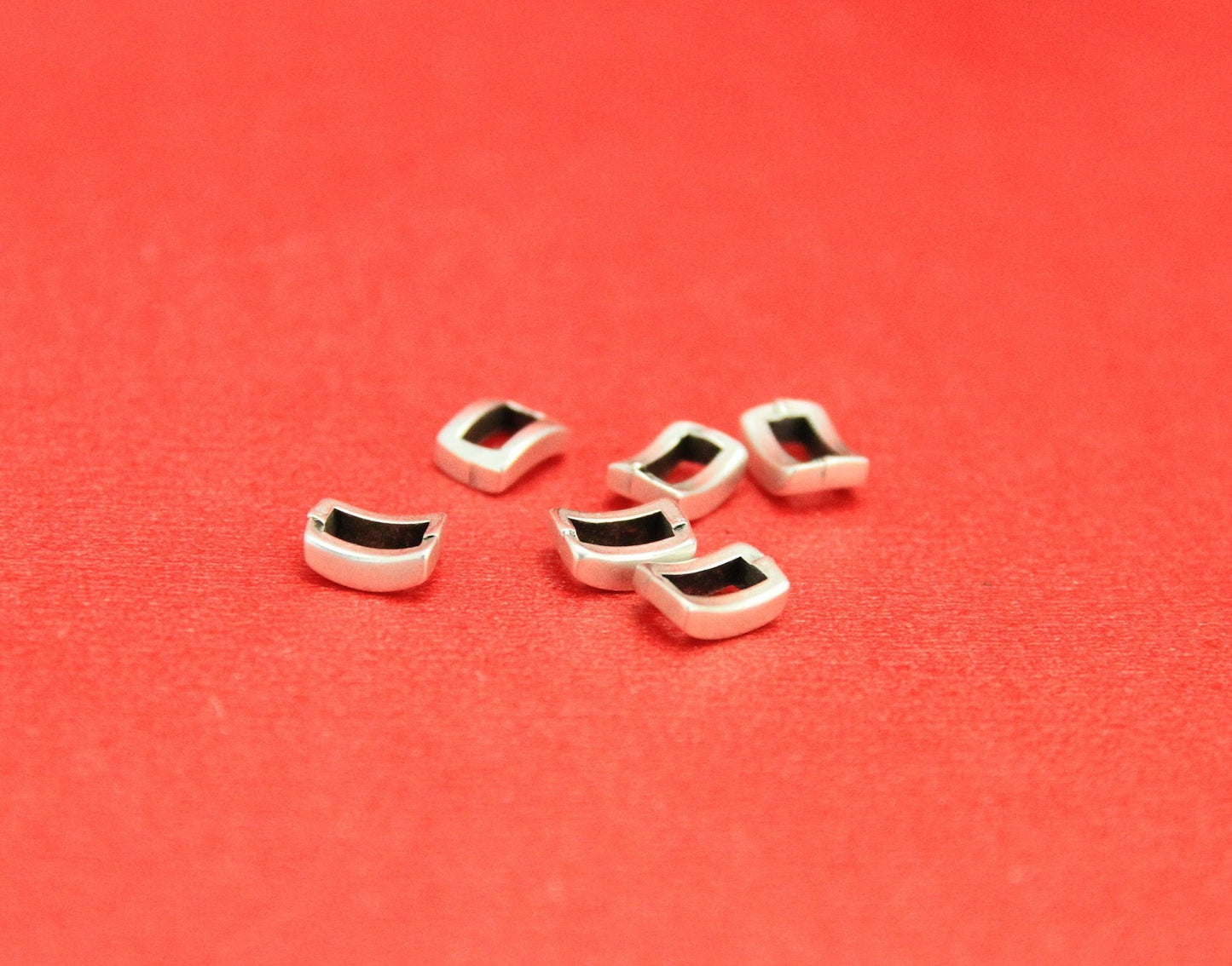 FS0347>>MADE in EUROPE 6 zamak curved sliders for 5mm cord, flat cord sliders, zamak bar sliders qty6