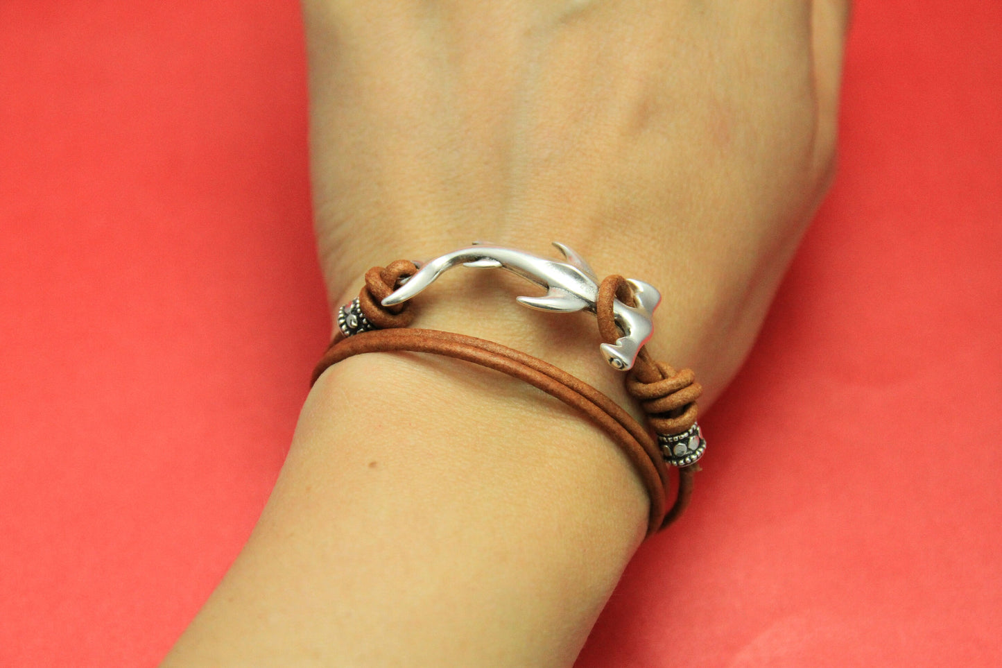 FC0301>>MADE in EUROPE zamak hammerhead shark hook clasp, shark hook clasp Qty1