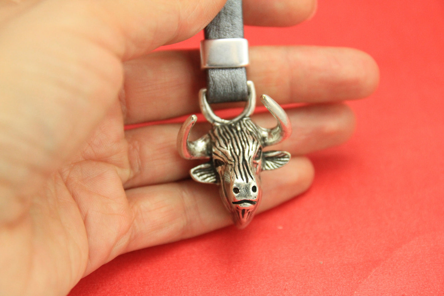 0266>> MADE IN EUROPE zamak bull head pendant, key chain pendant, key chain bull head (76754/10S)Qty1