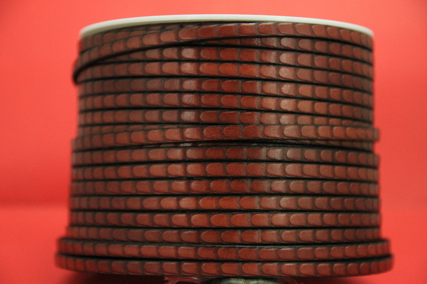 MADE in EUROPE 24'' flat 5mm engraved leather cord, 5mm flat leather cord, 5mm embossed leather cord (511/05/26)