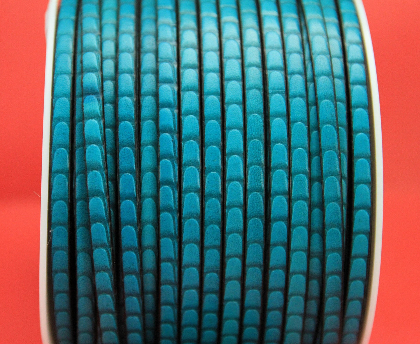 MADE in EUROPE 24'' flat 5mm engraved leather cord, 5mm flat leather cord, 5mm embossed leather cord (511/05/08)
