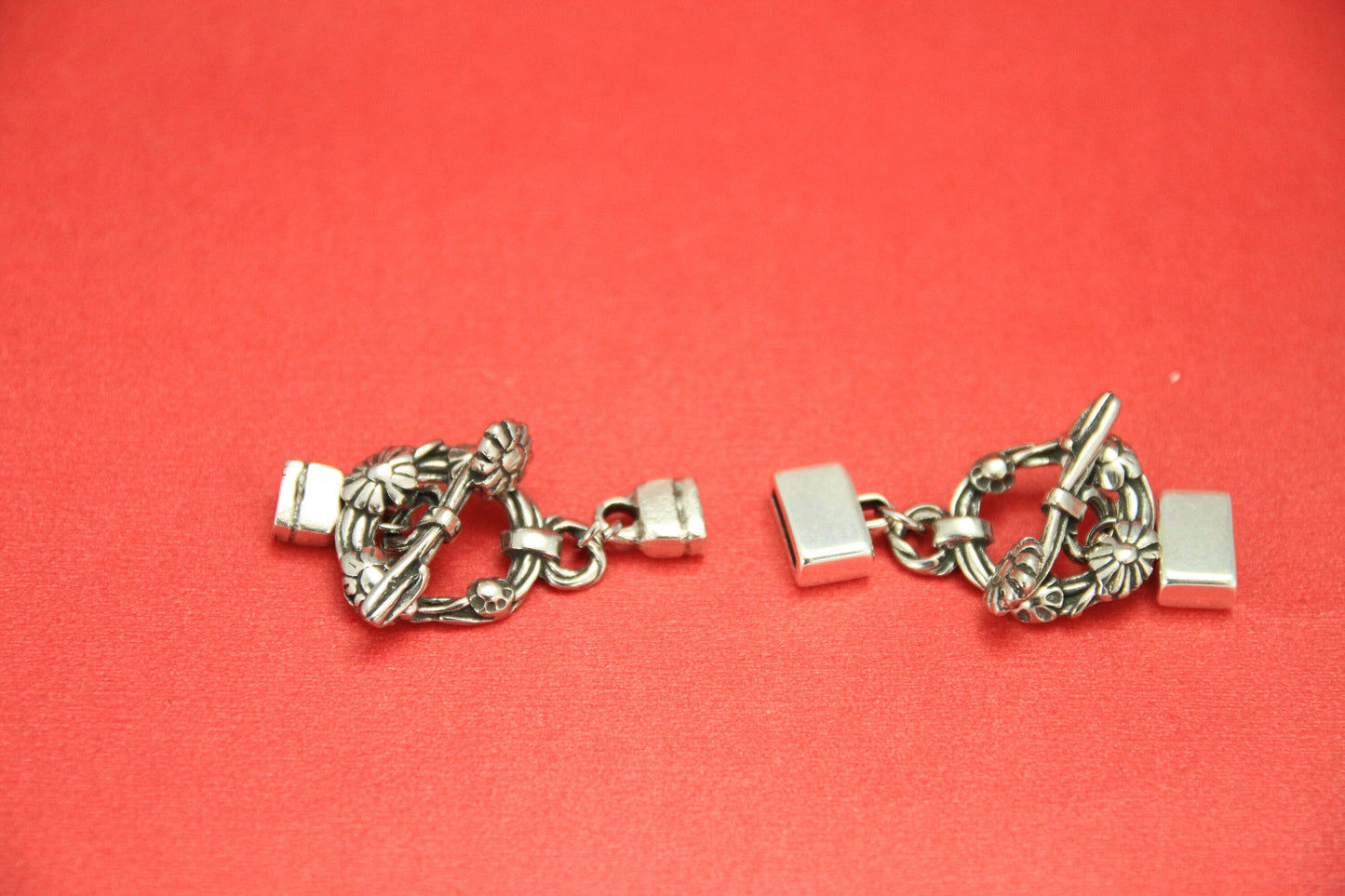 FC0316>>MADE in EUROPE zamak flat toggle clasp, 10mm or 5mm flat cord flower toggle clasp,(F7311S) Qty1