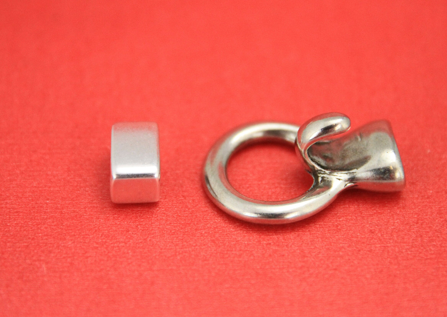 RC0118>>MADE IN EUROPE zamak hook clasp, silver hook clasp for 5mm round cord, hook and loop clasp, (6572/5)Qty1
