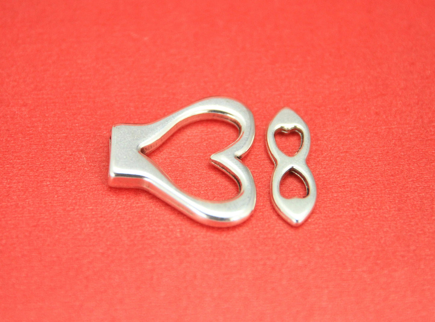 FC0319>> MADE IN EUROPE heart toggle clasp, zamak heart toggle clasp (NG1254)