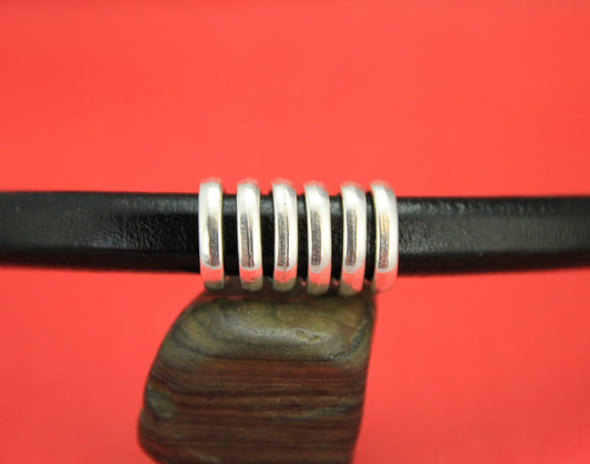 LS0003>>MADE IN EUROPE 6 zamak ring sliders, licorice ring sliders, silver and copper ring sliders Qty6