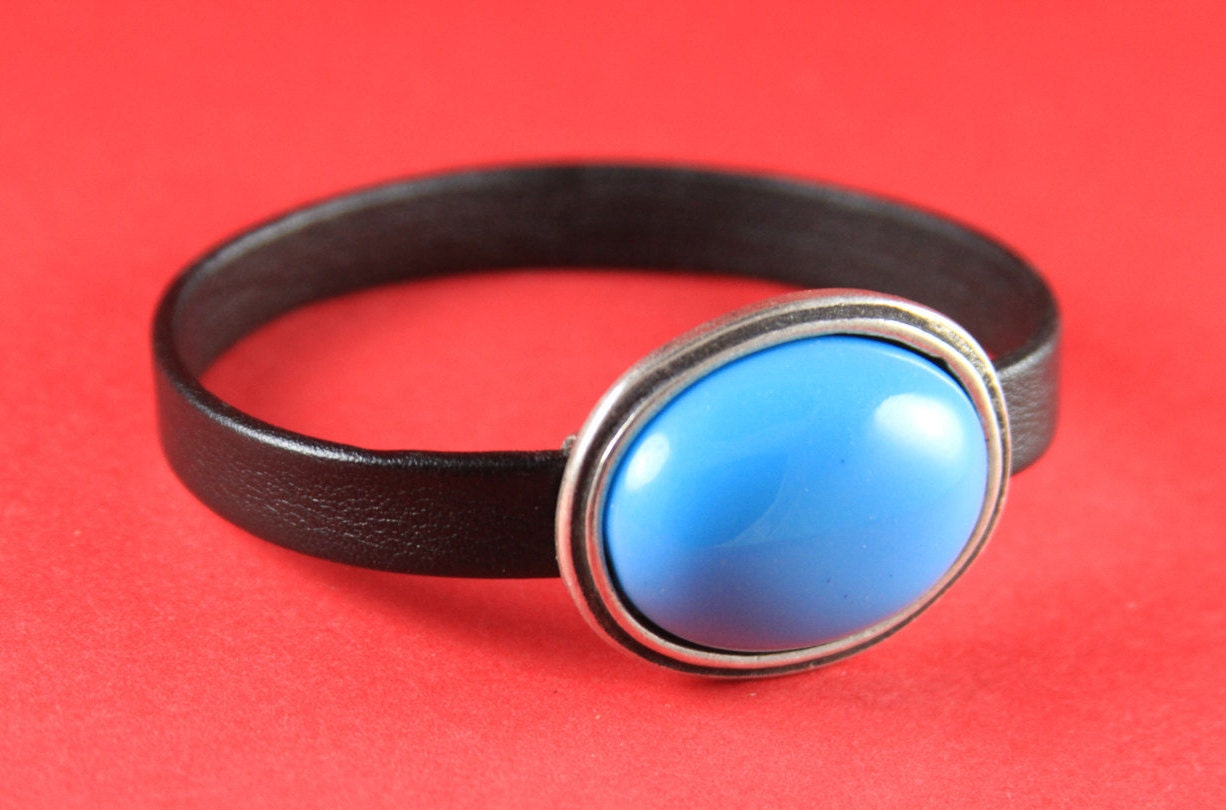 C0068>> MADE in EUROPE zamak connector, flat cord zamak connector, 10mm cord connector, turquoise cabochon connector, (77657) Qty1