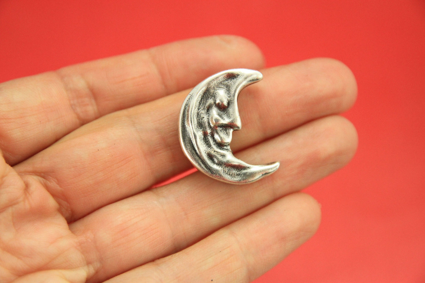 FS0359>>MADE in EUROPE zamak textured moon slider, 10mm flat cord moon slider, 10mm leather cord slider, (PA0009) Qty1